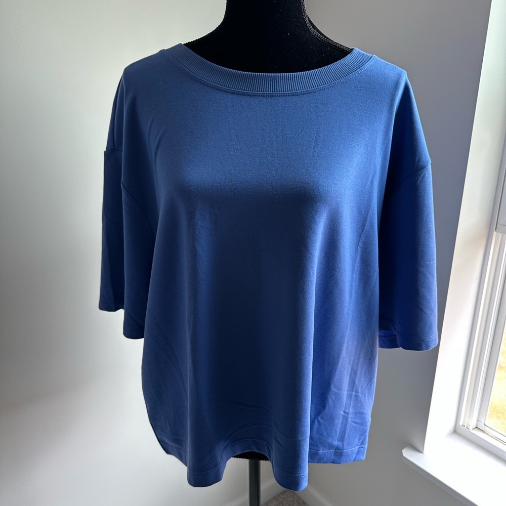 Women’s Alana Blue Short Sleeve Criss-Cross Back Top